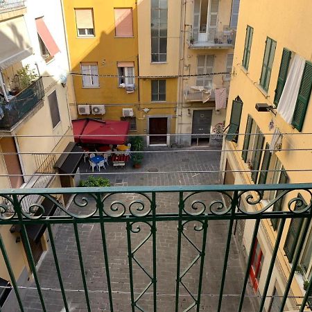 Riposo In Centro Citta Lägenhet La Spezia Exteriör bild