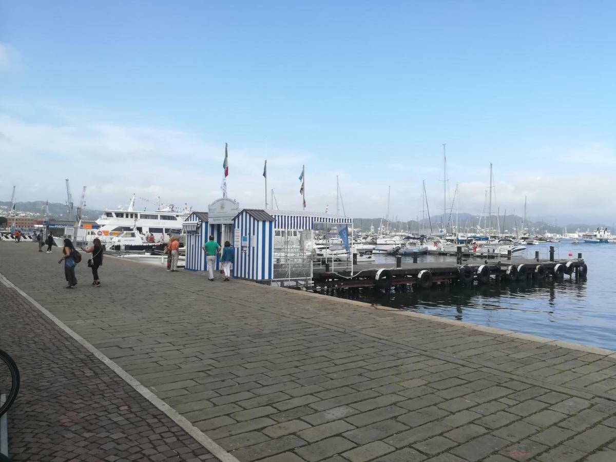 Riposo In Centro Citta Lägenhet La Spezia Exteriör bild